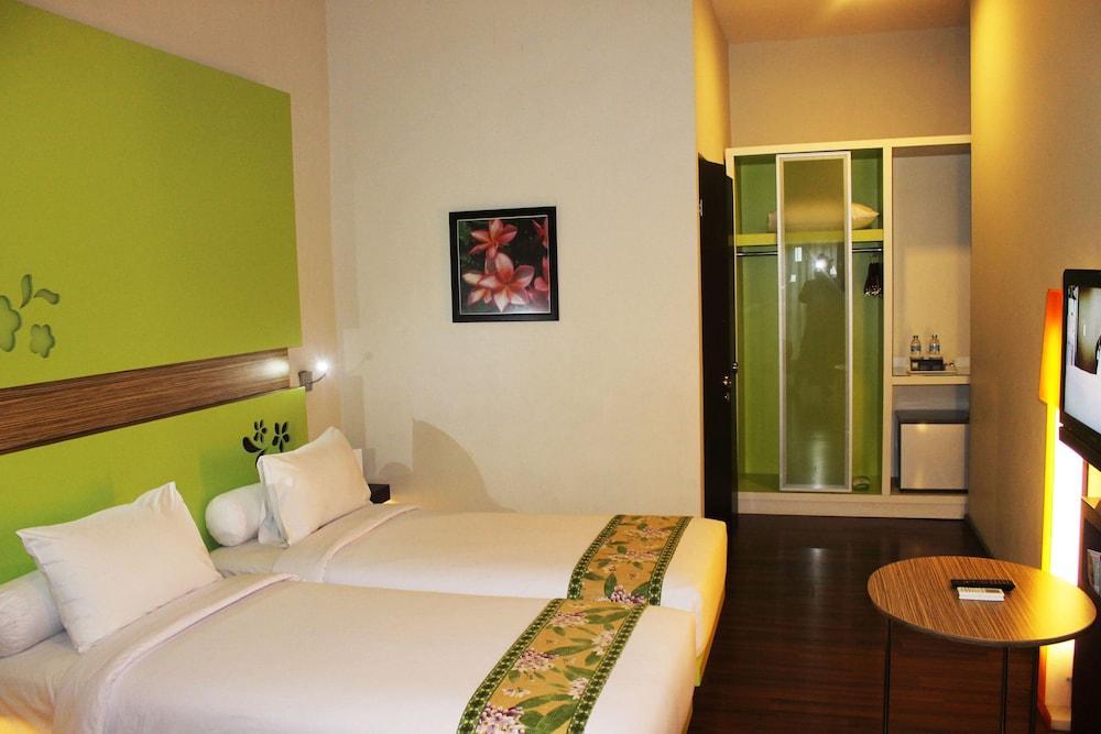 Ibis Styles Bali Denpasar Hotel Exterior foto